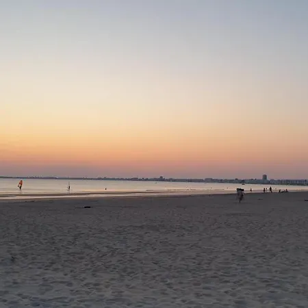 Camping Eden مكان تخييم La Baule