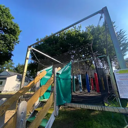 مكان تخييم Camping Eden 4*