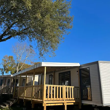 Camping Eden مكان تخييم La Baule