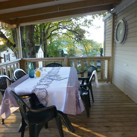 Eden Camping 4*