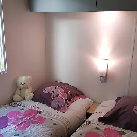 مكان تخييم Camping Eden 4*