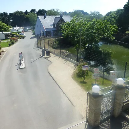 Camping Eden مكان تخييم La Baule